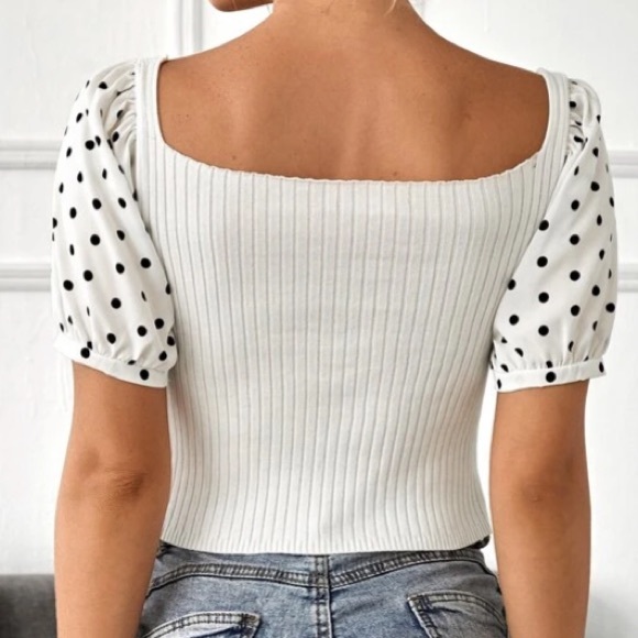 White Polka Dot Sleeves Knit Top in M - Picture 2 of 3